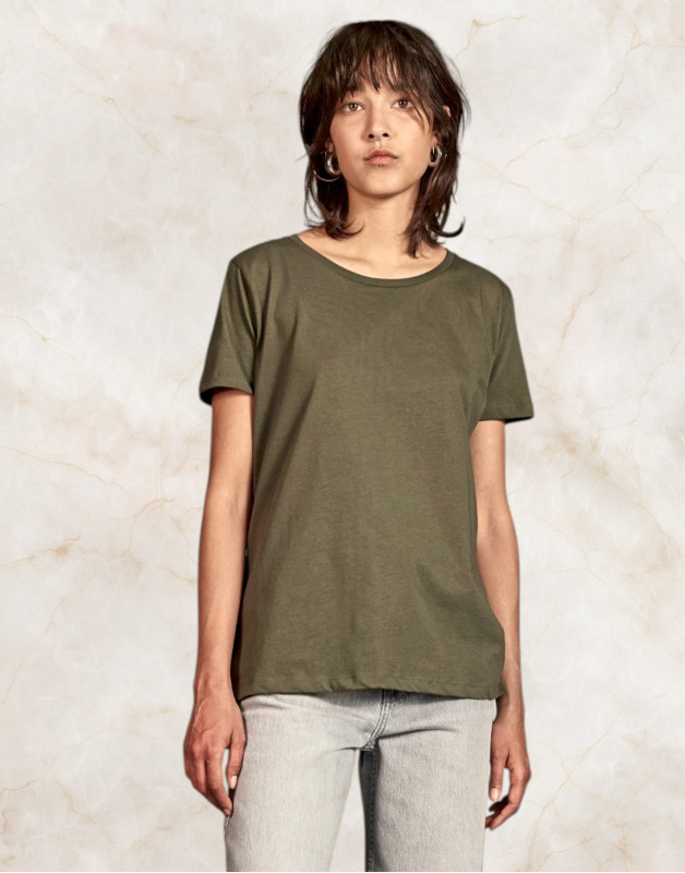 BCTW049 - B&C BE INSPIRED - T-shirt Inspire Plus femmeBCTW049 - B&C BE INSPIRED - Inspire Plus FemmeB&C